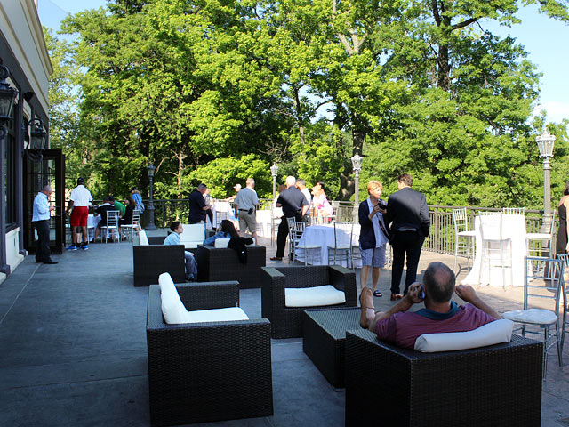 Village Club of Lake Success. Golf on Long Island