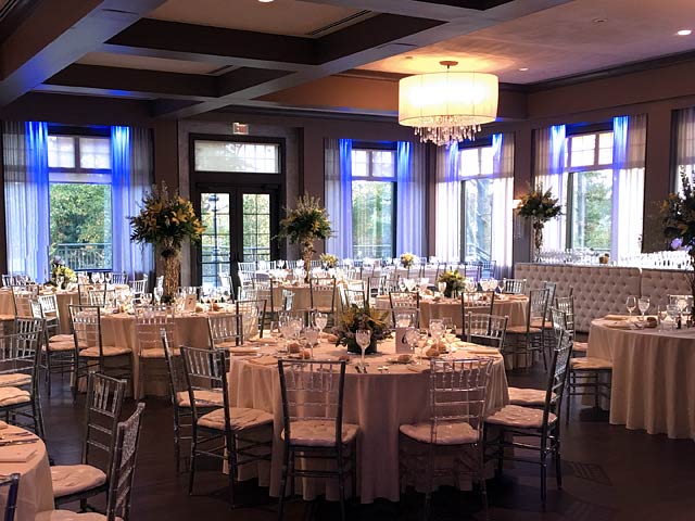 Village Club of Lake Success Ballroom