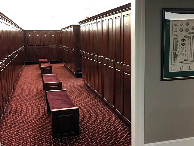 Village Club of Lake Success Locker Room